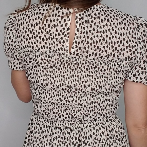 Printed Smocked Short Sleeve Midi Dress - Picture 6 of 7